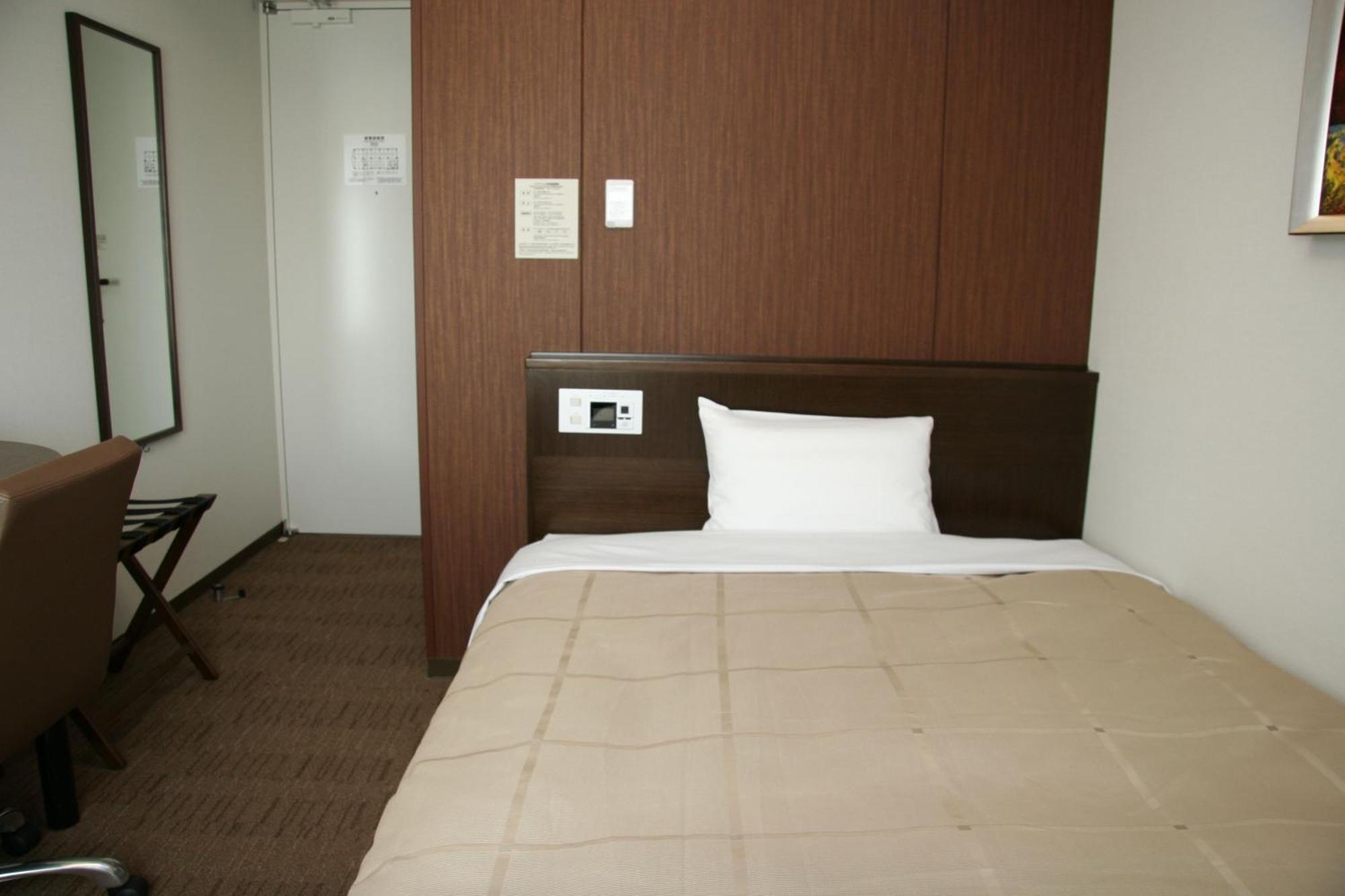 Hotel Route-Inn Chitose Ekimae Dış mekan fotoğraf
