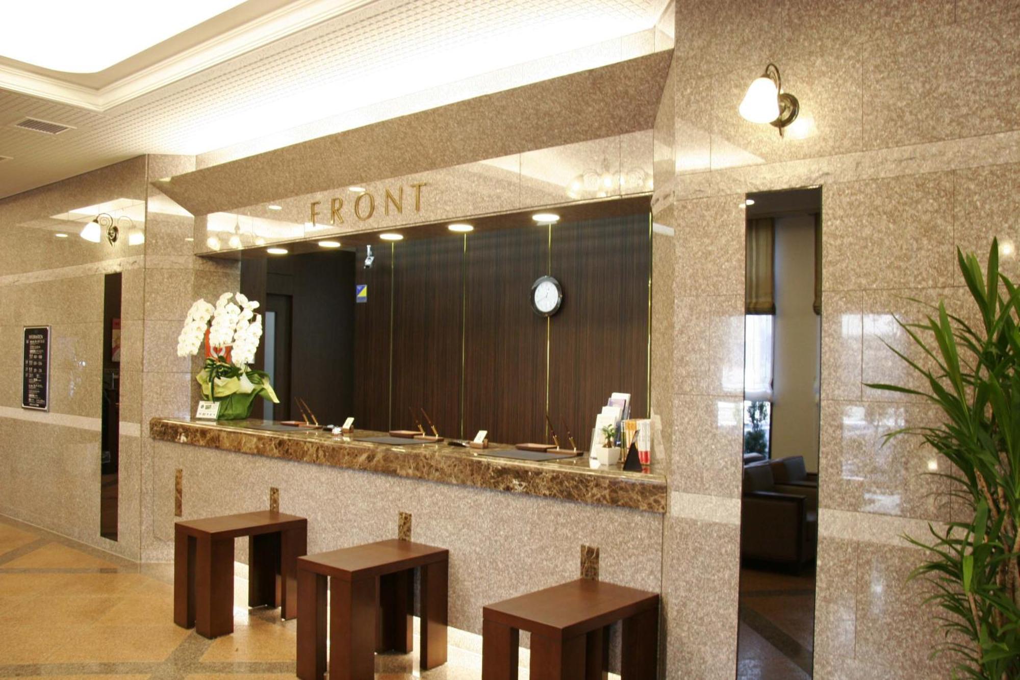 Hotel Route-Inn Chitose Ekimae Dış mekan fotoğraf